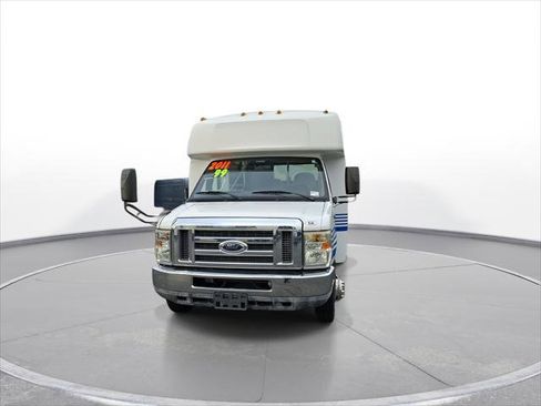 Used 2011 Ford E-350 and Econoline 350 Super Duty w/ Shuttle Bus Prep Pkg image 3