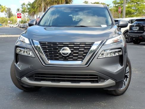 Certified 2023 Nissan Rogue SV image 2