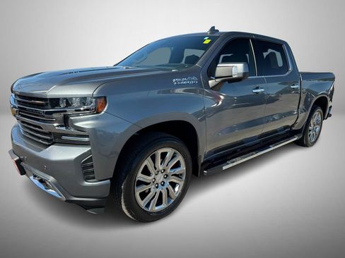 Used 2019 Chevrolet Silverado 1500 High Country w/ High Country Premium Package image 2
