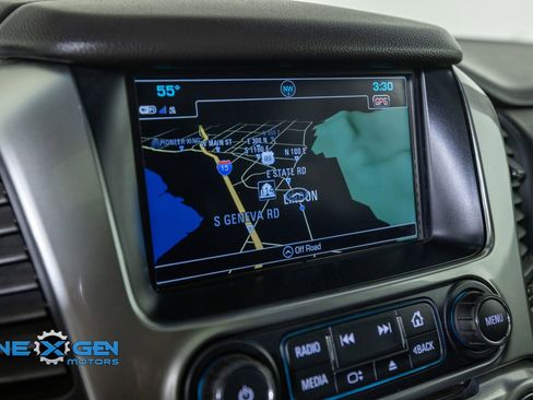 Used 2019 Chevrolet Suburban Premier AWD/4WD image 19