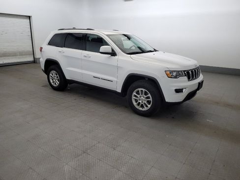 Used 2020 Jeep Grand Cherokee Laredo AWD/4WD image 11