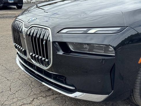 Certified 2023 BMW i7 xDrive60 image 10