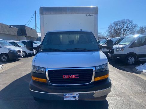 Used 2021 GMC Savana 3500 w/ Power Convenience Package image 2