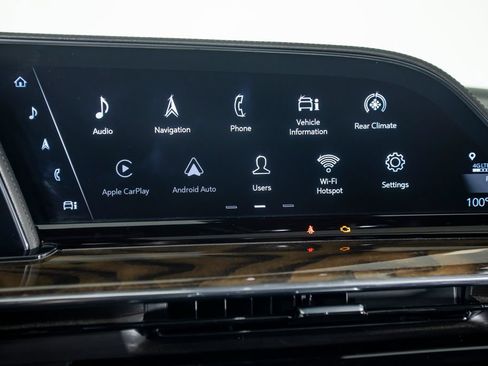 Used 2022 Cadillac Escalade Sport Platinum w/ Heavy-Duty Trailer Package AWD/4WD image 38