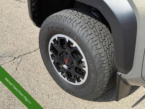 Used 2024 Toyota Tacoma TRD Off-Road AWD/4WD image 10