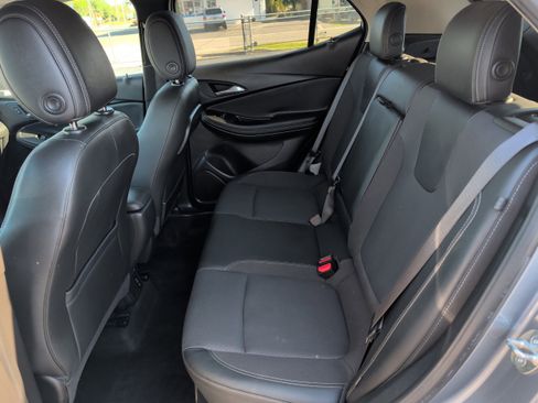 Used 2022 Buick Encore GX Select w/ Sport Touring Package image 15