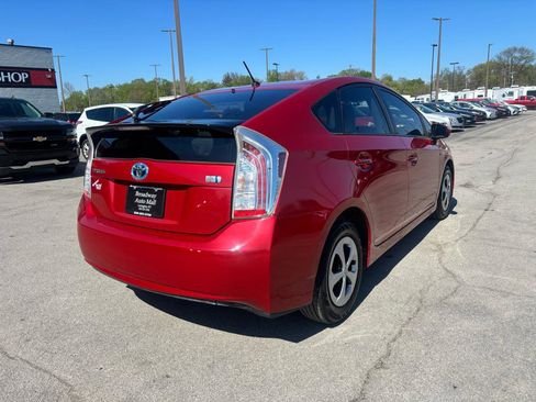 Used 2013 Toyota Prius Two image 3