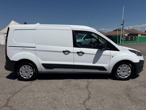 Used 2017 Ford Transit Connect XL FWD image 4