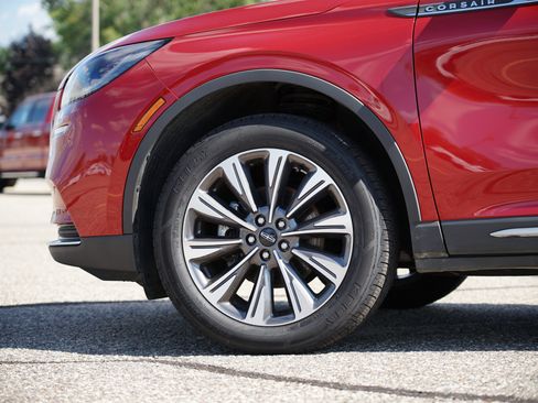 Used 2022 Lincoln Corsair Reserve w/ Elements Package image 13