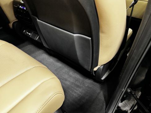 Certified 2023 Acura MDX FWD w/ Technology Package image 18