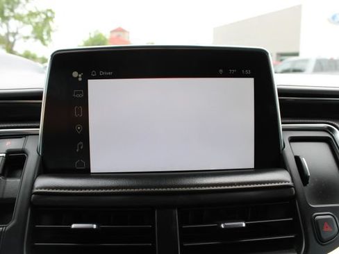 Used 2023 GMC Yukon AT4 w/ AT4 Premium Package AWD/4WD image 23