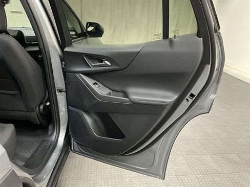 New 2027 Chevrolet Equinox LT w/ Safety and Technology Package AWD/4WD image 35