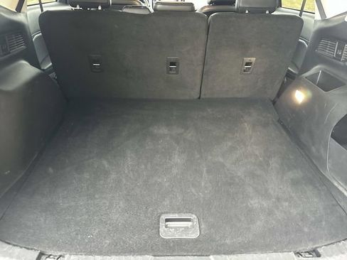 Used 2023 Ford Edge SEL image 9