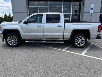 Used 2015 GMC Sierra 1500 SLT w/ SLT Crew Cab Value Package