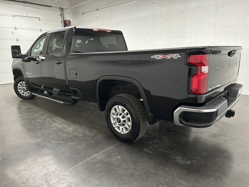 Used 2025 Chevrolet Silverado 2500 LT w/ Convenience Package image 7