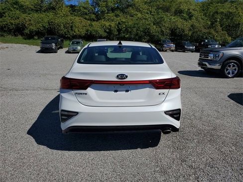 Used 2019 Kia Forte EX image 5
