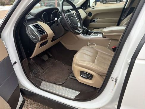 Used 2014 Land Rover Range Rover Sport HSE image 5