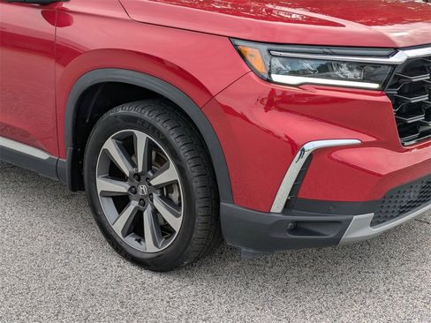 Used 2023 Honda Pilot Elite image 10