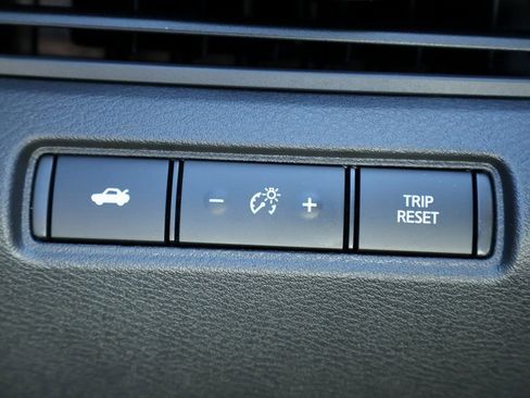 New 2025 Nissan Altima 2.5 SR image 15