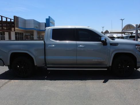 Used 2023 GMC Sierra 1500 Denali Ultimate AWD/4WD image 2