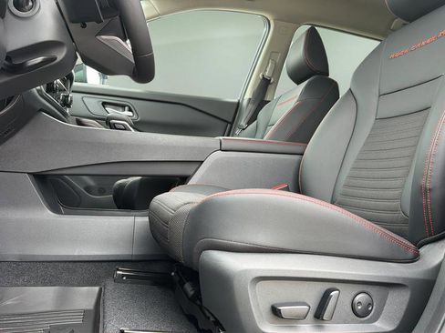 New 2026 Nissan Rogue SV AWD/4WD image 13