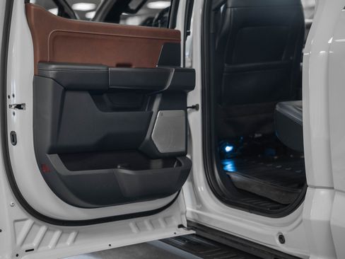 Certified 2023 Ford F150 Lariat w/ Equipment Group 502A High image 46