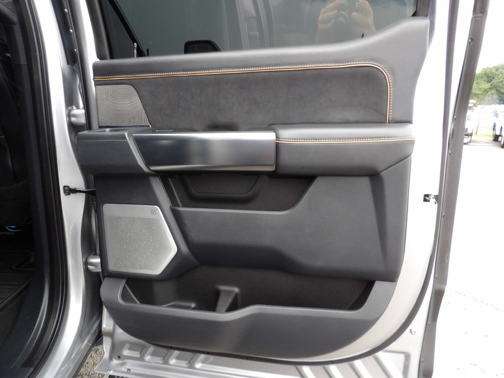 Used 2023 Ford F250 Platinum w/ Tremor Off-Road Package AWD/4WD image 38
