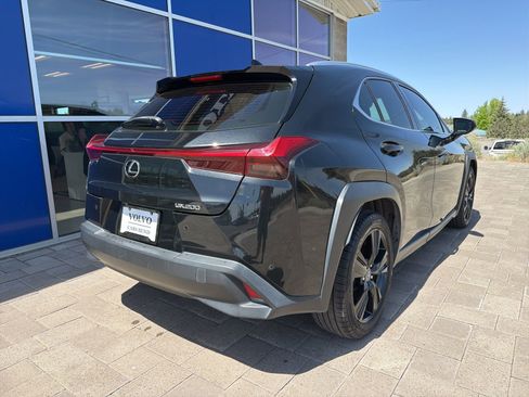 Used 2022 Lexus UX 200 w/ Accessory Package (Z1) FWD image 7