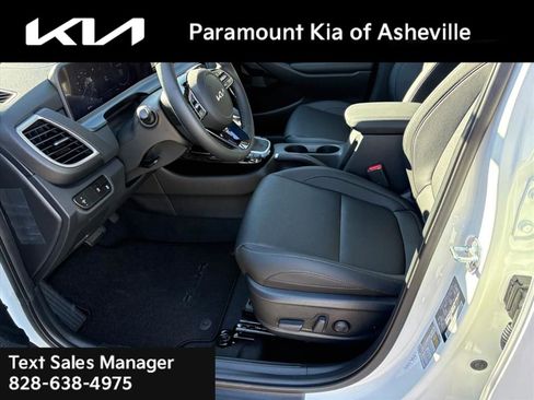 New 2026 Kia Seltos EX image 18