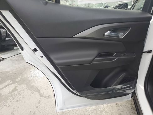 New 2026 Chevrolet Equinox EV LT image 14