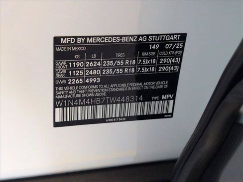 Certified 2026 Mercedes-Benz GLB 250 4MATIC image 27