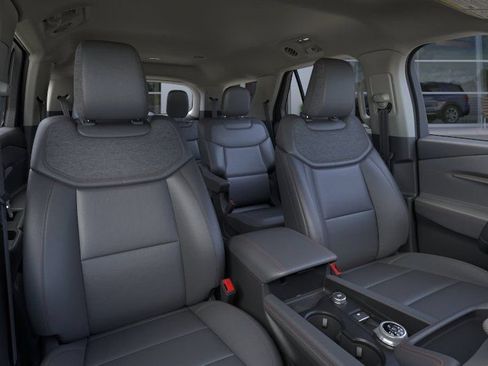 New 2026 Ford Explorer Active w/ Active Comfort Package RWD image 11