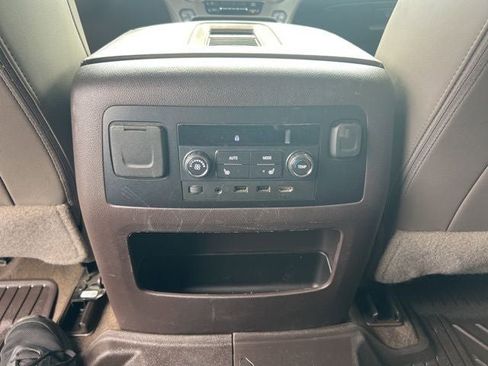 Used 2018 GMC Yukon Denali w/ Open Road Package image 27