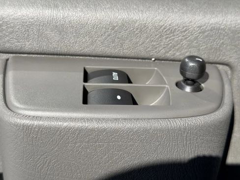 New 2025 Chevrolet Express 2500 w/ Driver Convenience Package image 31