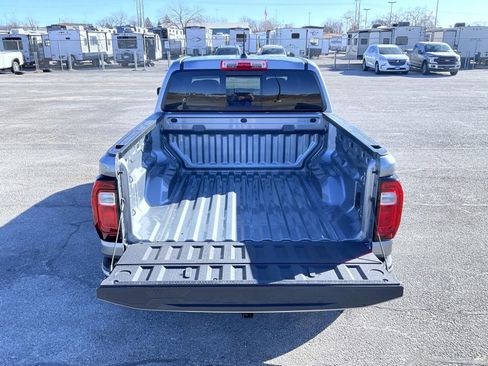 New 2026 GMC Canyon Elevation w/ Convenience Package image 21