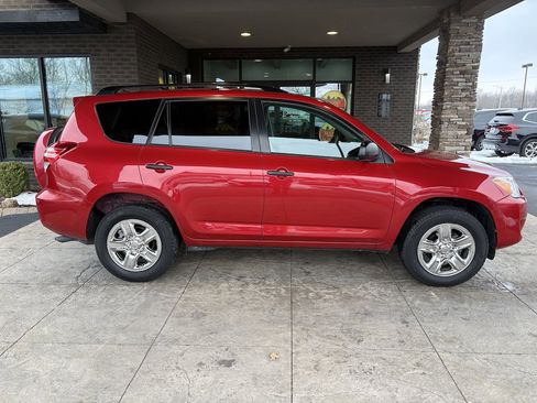 Used 2011 Toyota RAV4 image 5