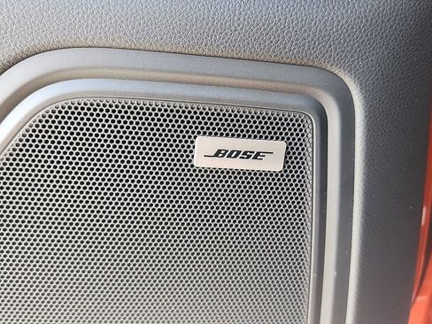 Certified 2025 Porsche Macan Turbo image 22