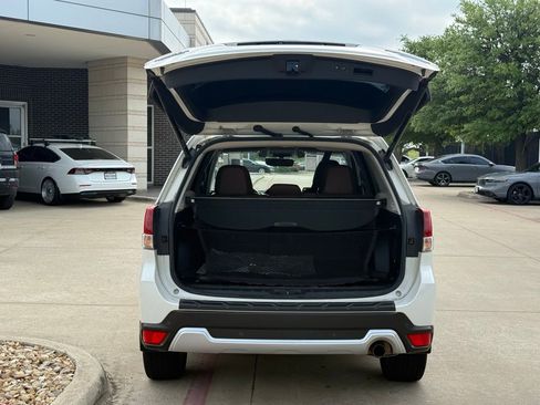 Used 2019 Subaru Forester Touring w/ Popular Package #3 image 5