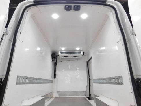 Used 2023 Ford Transit 250 148 High Roof AWD w/ Exterior Upgrade Package image 88