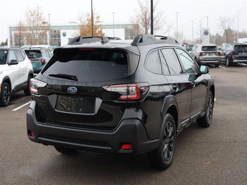 Used 2023 Subaru Outback Onyx Edition image 5