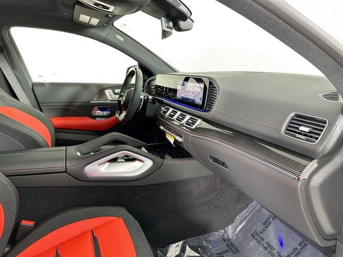 New 2026 Mercedes-Benz GLE 53 AMG 4MATIC Coupe image 31