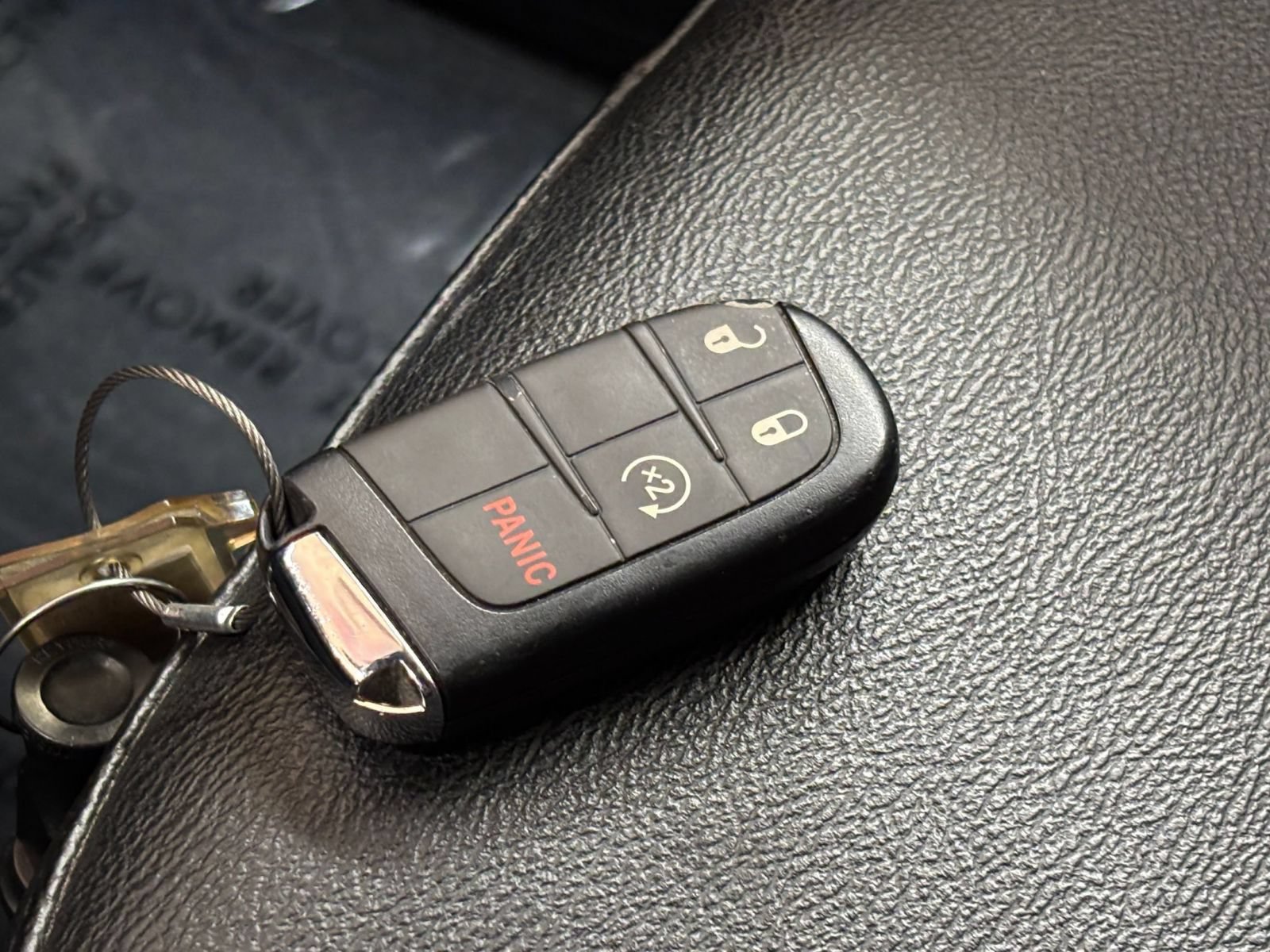 Used 2025 Jeep Compass Limited AWD/4WD image 25