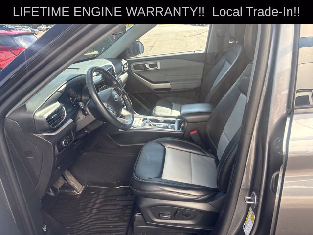 Used 2023 Ford Explorer XLT w/ Equipment Group 202A AWD/4WD image 10