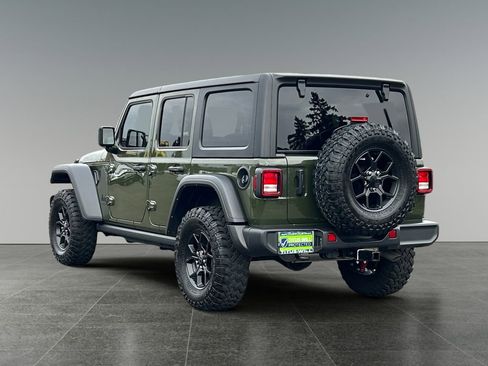 Used 2024 Jeep Wrangler Unlimited Sport AWD/4WD image 8