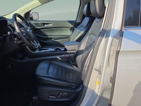 Used 2017 Ford Edge SEL w/ Equipment Group 201A AWD/4WD image 9