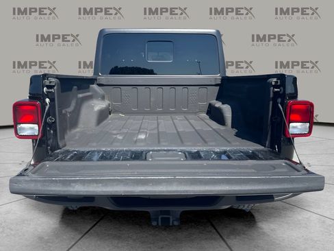 Used 2020 Jeep Gladiator Sport w/ Quick Order Package 24S AWD/4WD image 24