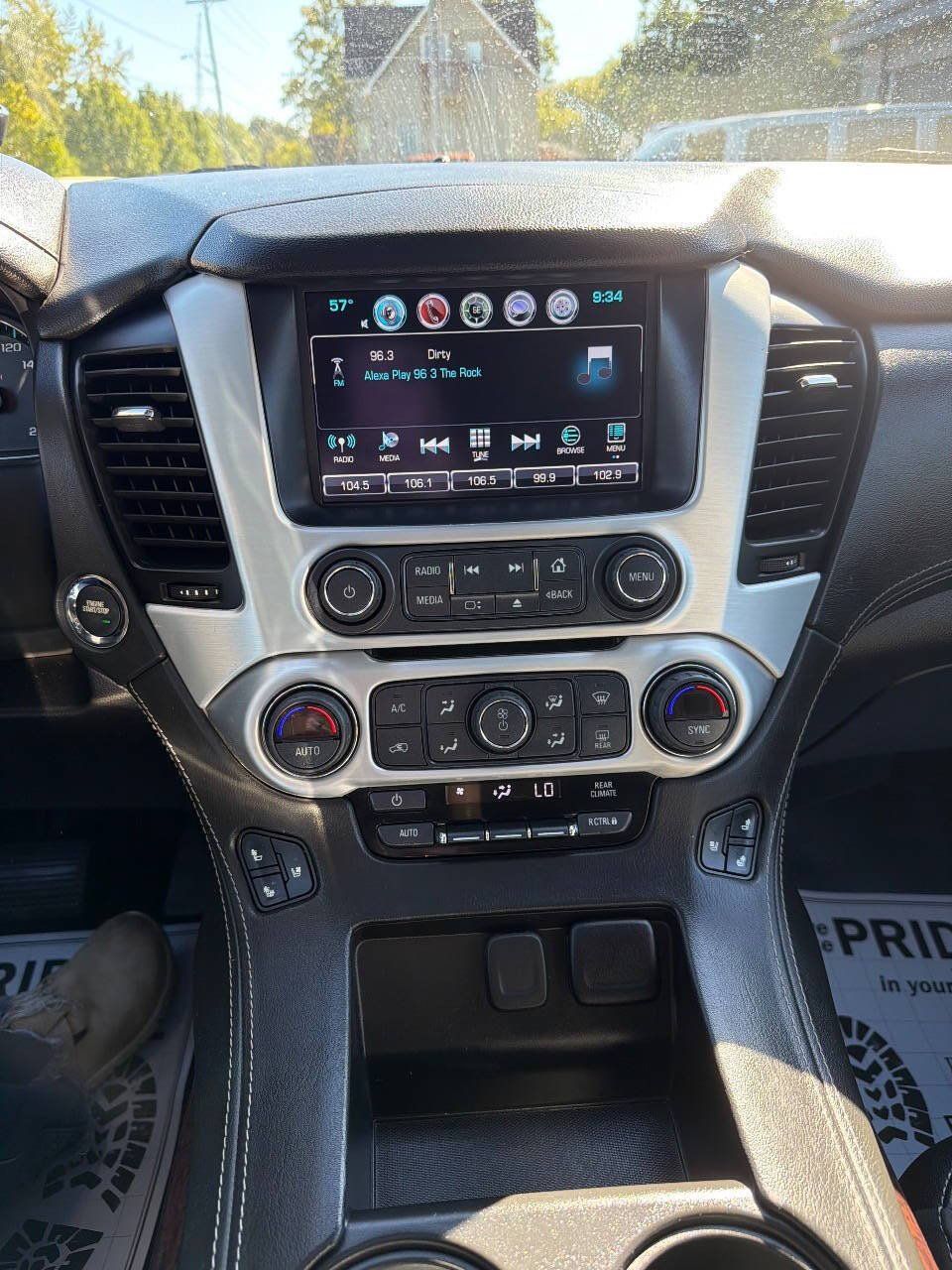 Used 2018 GMC Yukon XL SLT AWD/4WD image 28