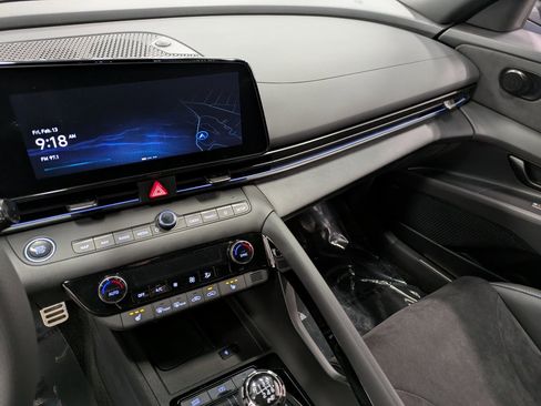 Used 2025 Hyundai Elantra N image 10