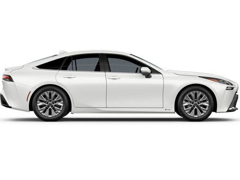 New 2025 Toyota Mirai XLE image 12