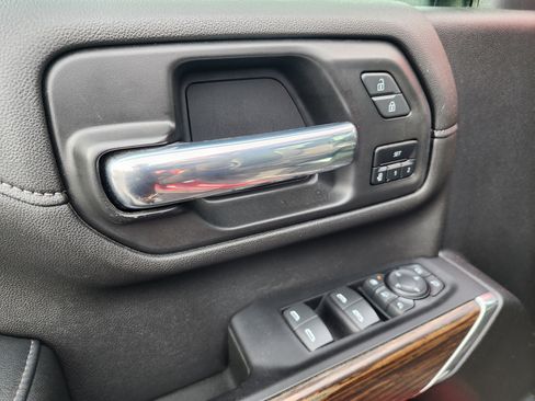 Used 2023 Chevrolet Silverado 2500 High Country w/ Z71 Off-Road Package image 24